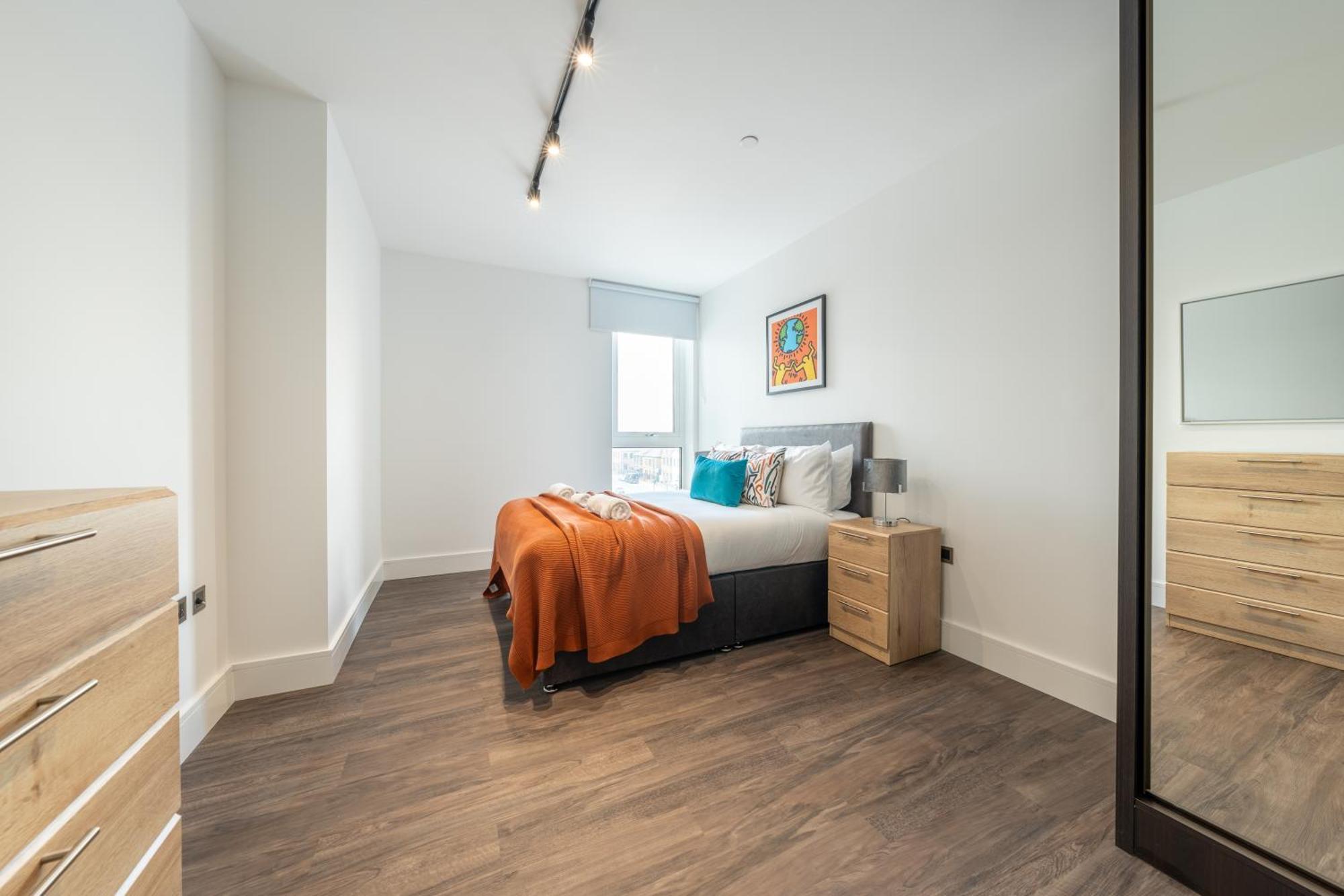 Apartment Mitre Haring By Artsy