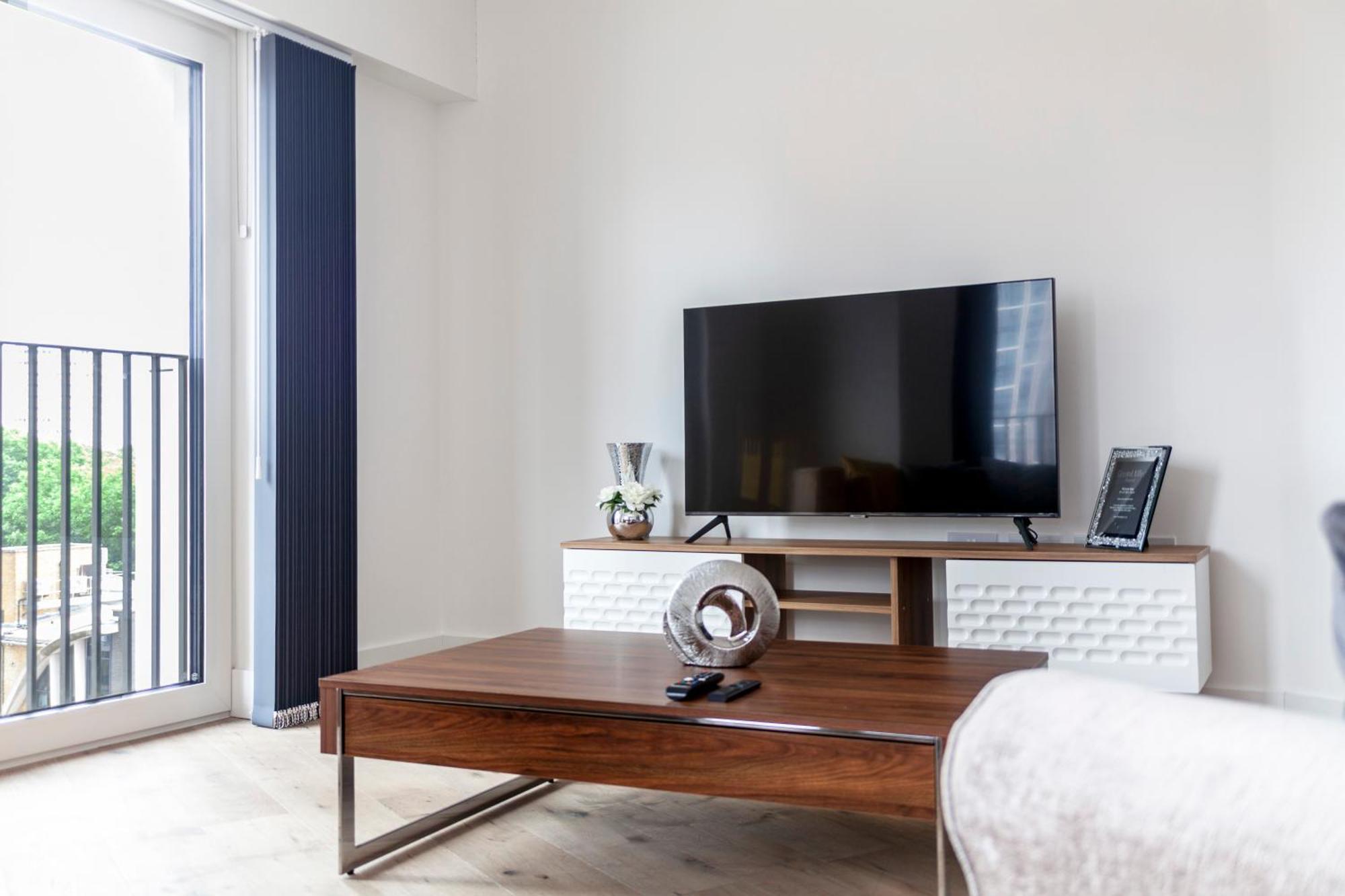 Apartment Stylish 2bdr Flat, Comm Garden I Smarthost