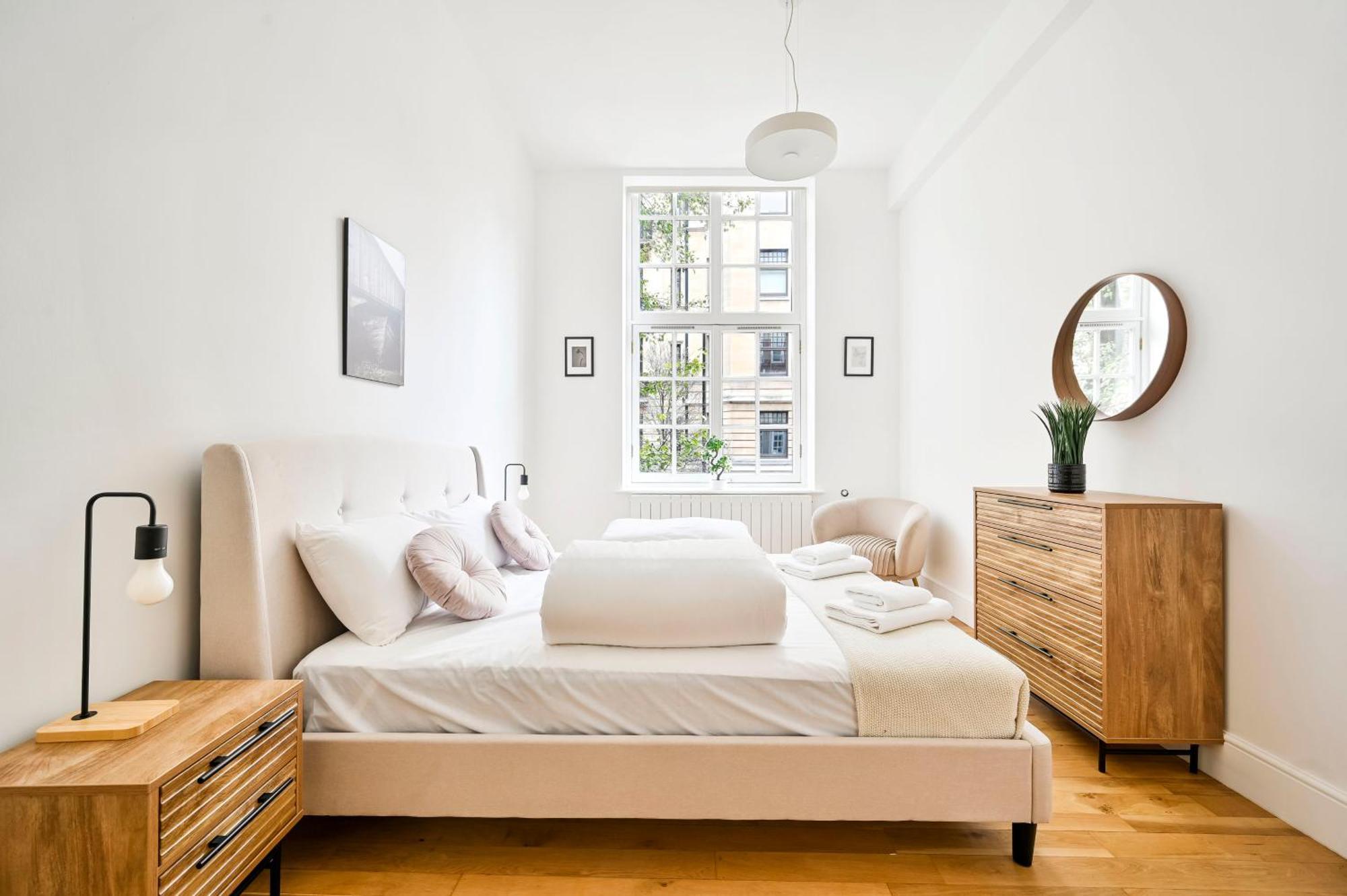 Magnificent 2 Bed Fitzrovia Apartment *