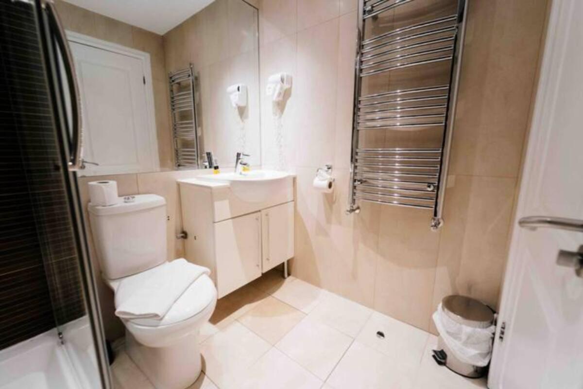 Blue Star Apartment
