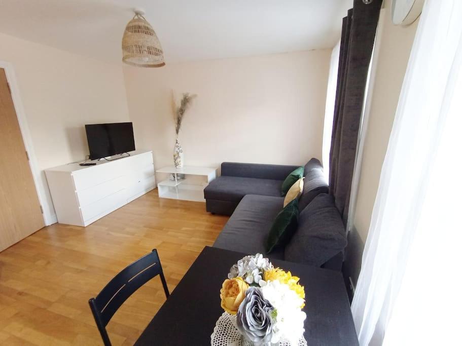Apartamento 1- Bedroom Flat In London, Sleeps 4, Good Transport Link