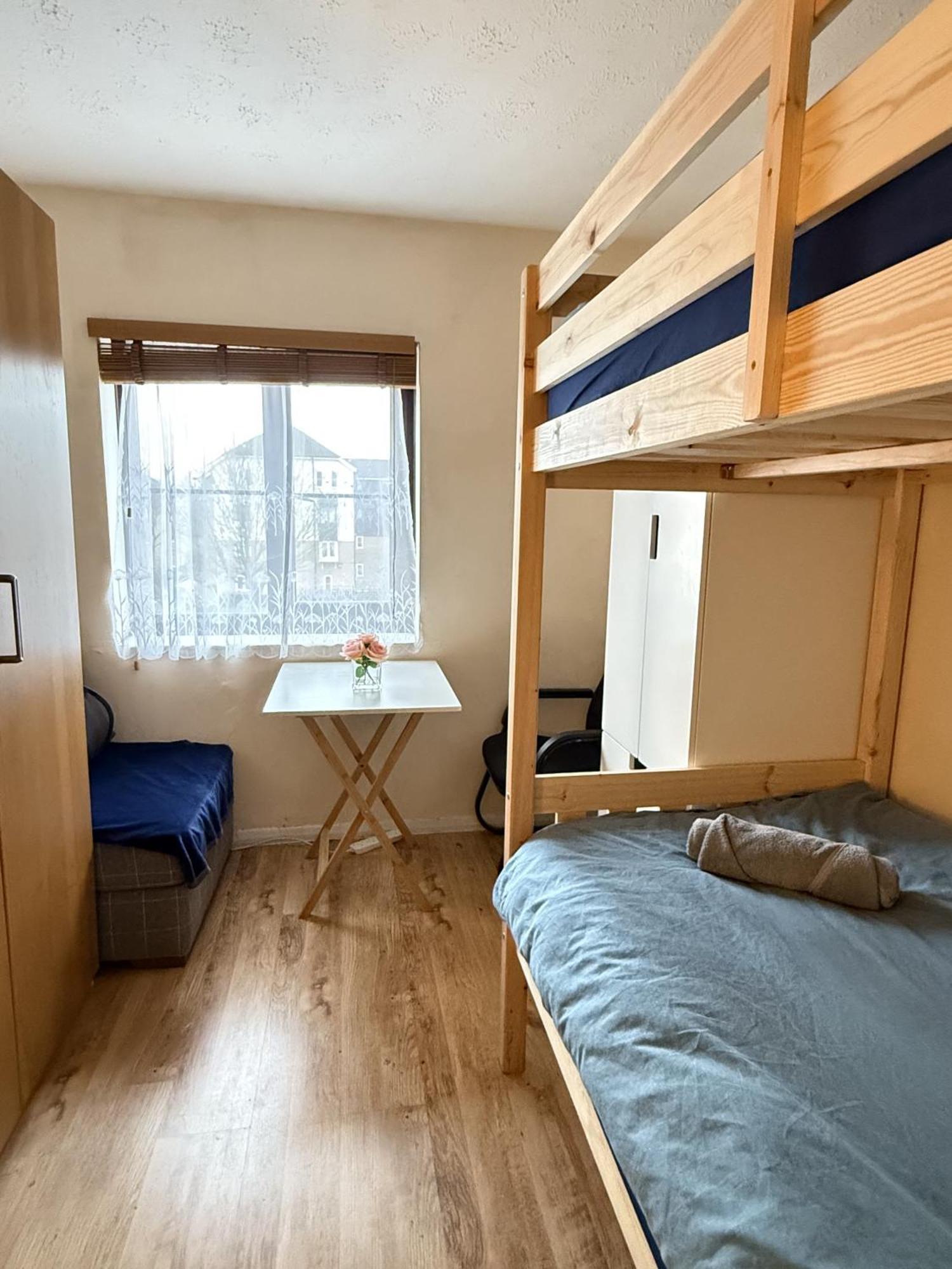 Upton Park - House Apartment *