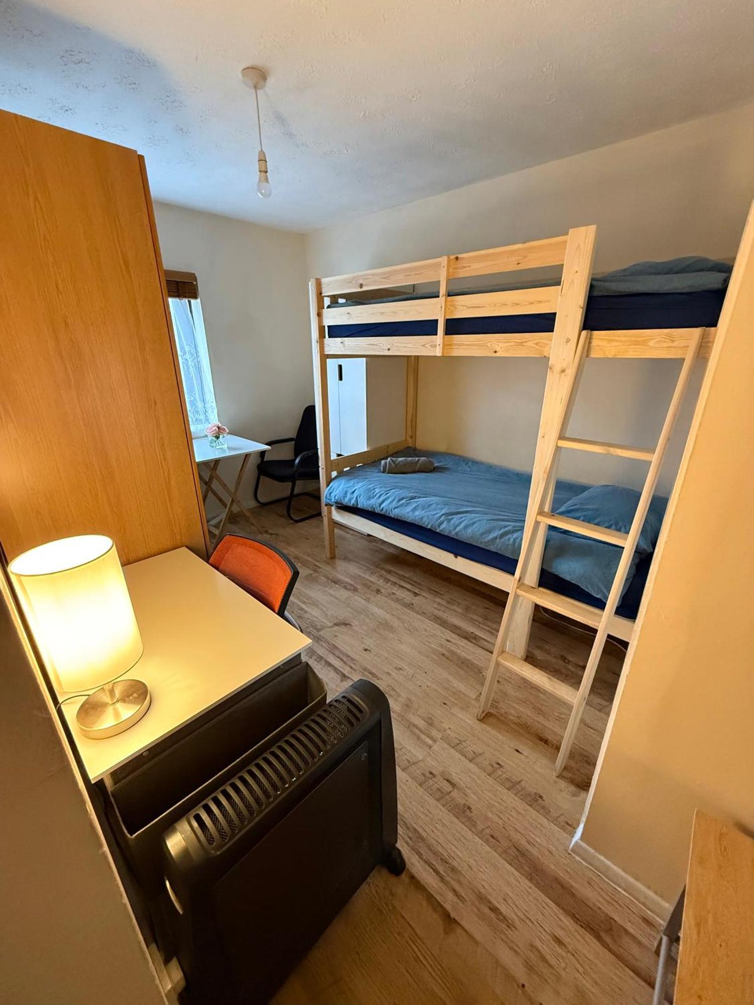 Upton Park - House Apartment London