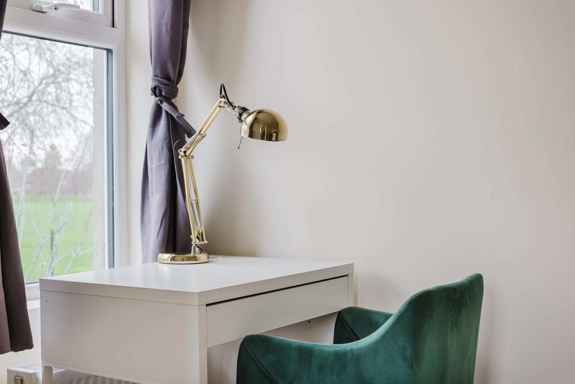Apartamento Modern Cosy Corner Flat - 2 Bed Close To 2x Tube Stations
