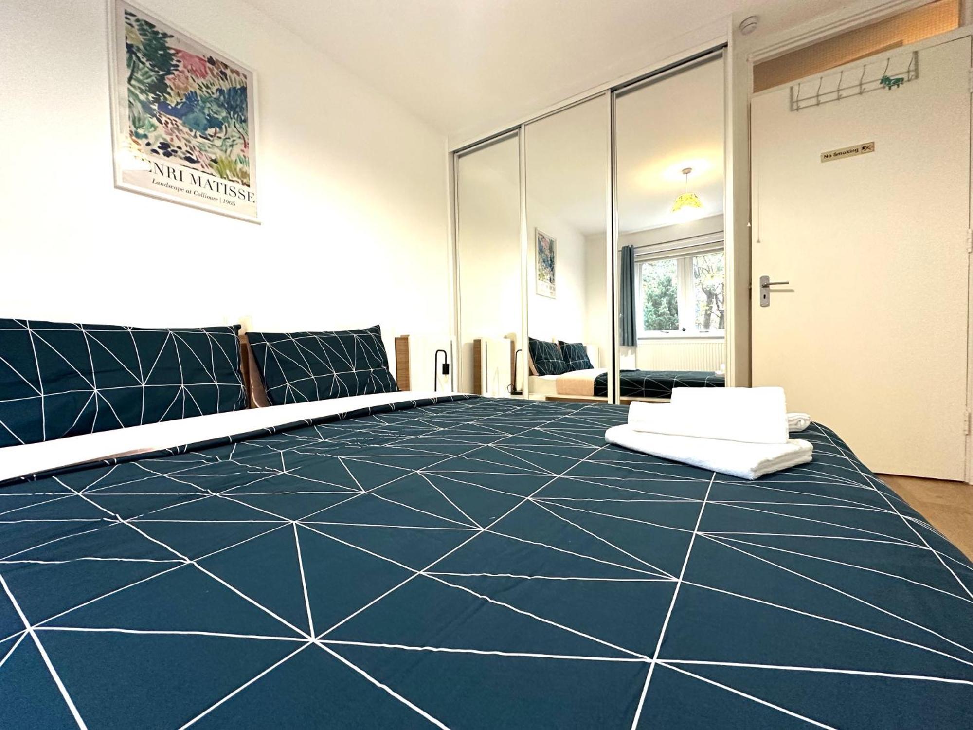 Homestay Laburnum House-comfortable Near Of *