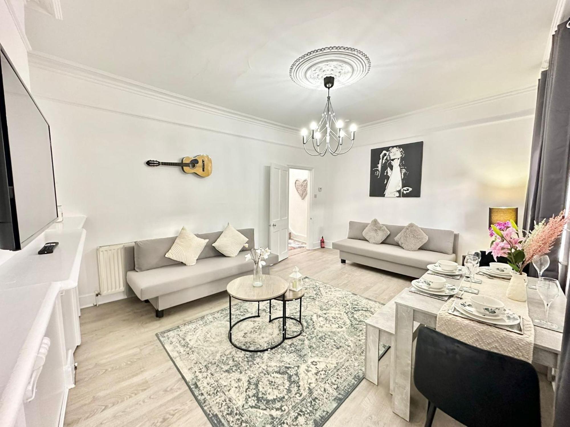 Apartment Comfortable Family Near