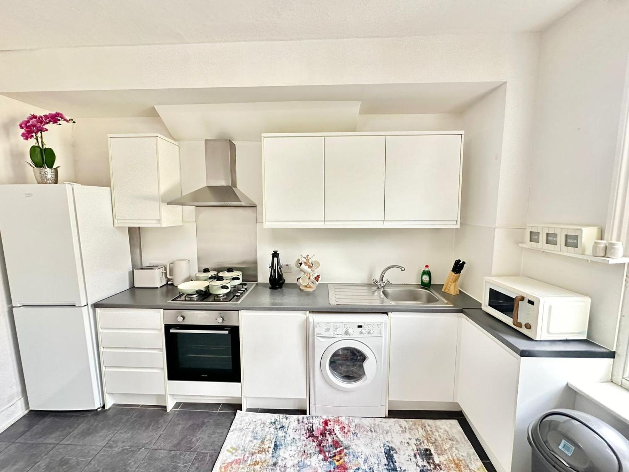 Comfortable Family Near Apartment London