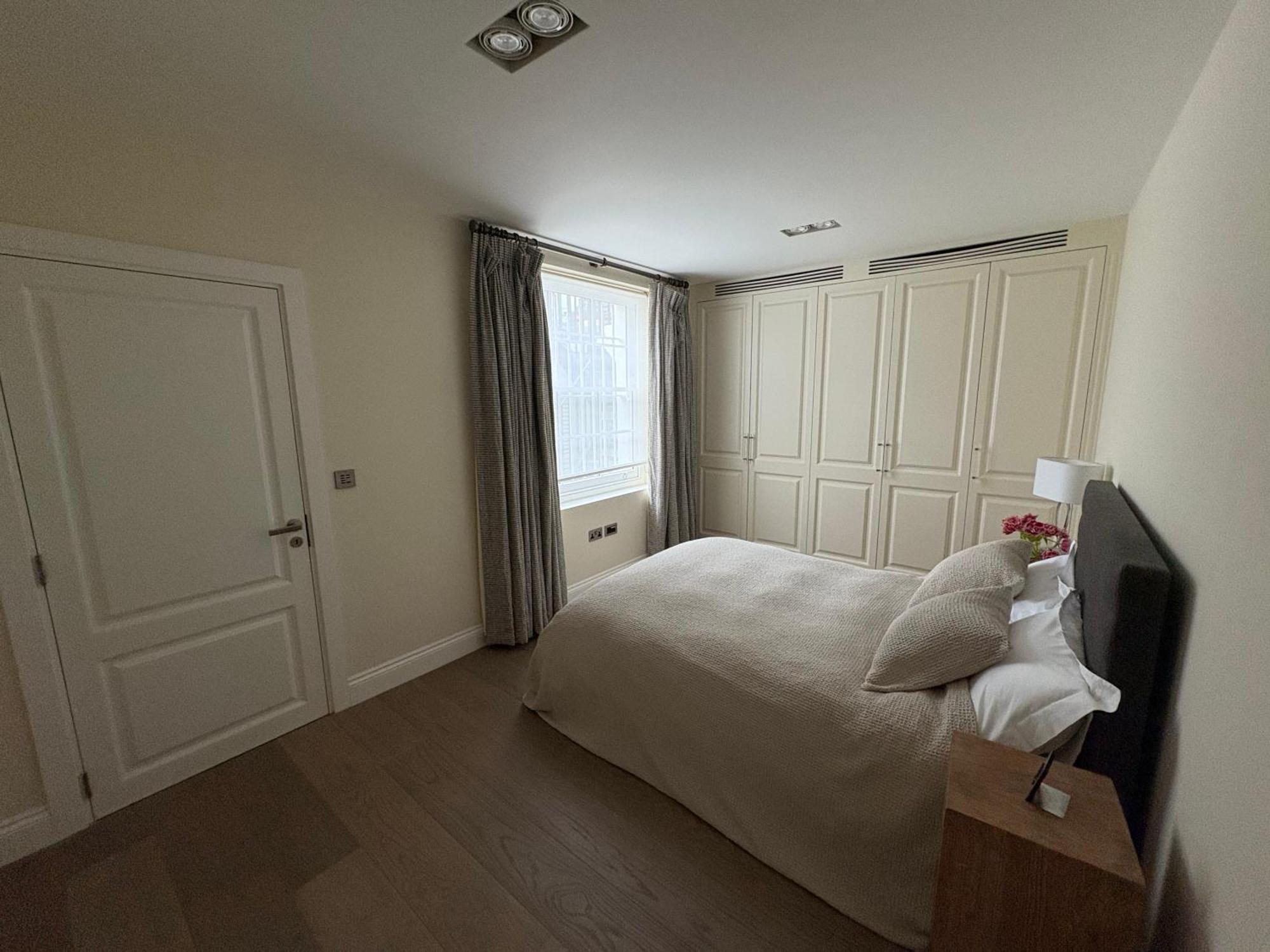 Luxury 4 Bedrooms 5 Baths 2 Receptions Family House With Garden Chelsea Pousada Londres