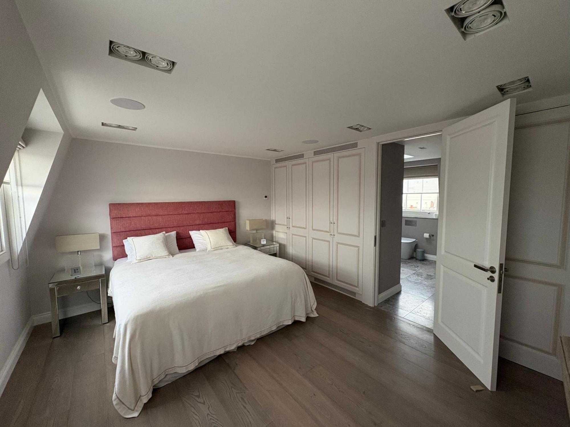 Luxury 4 Bedrooms 5 Baths 2 Receptions Family House With Garden Chelsea Pousada