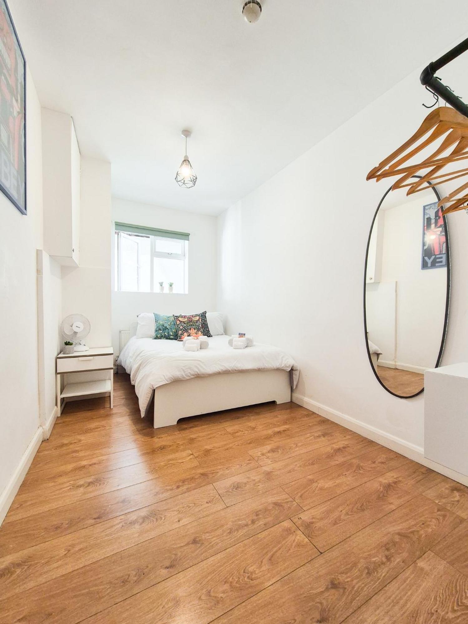 Two Bedroom In Islington