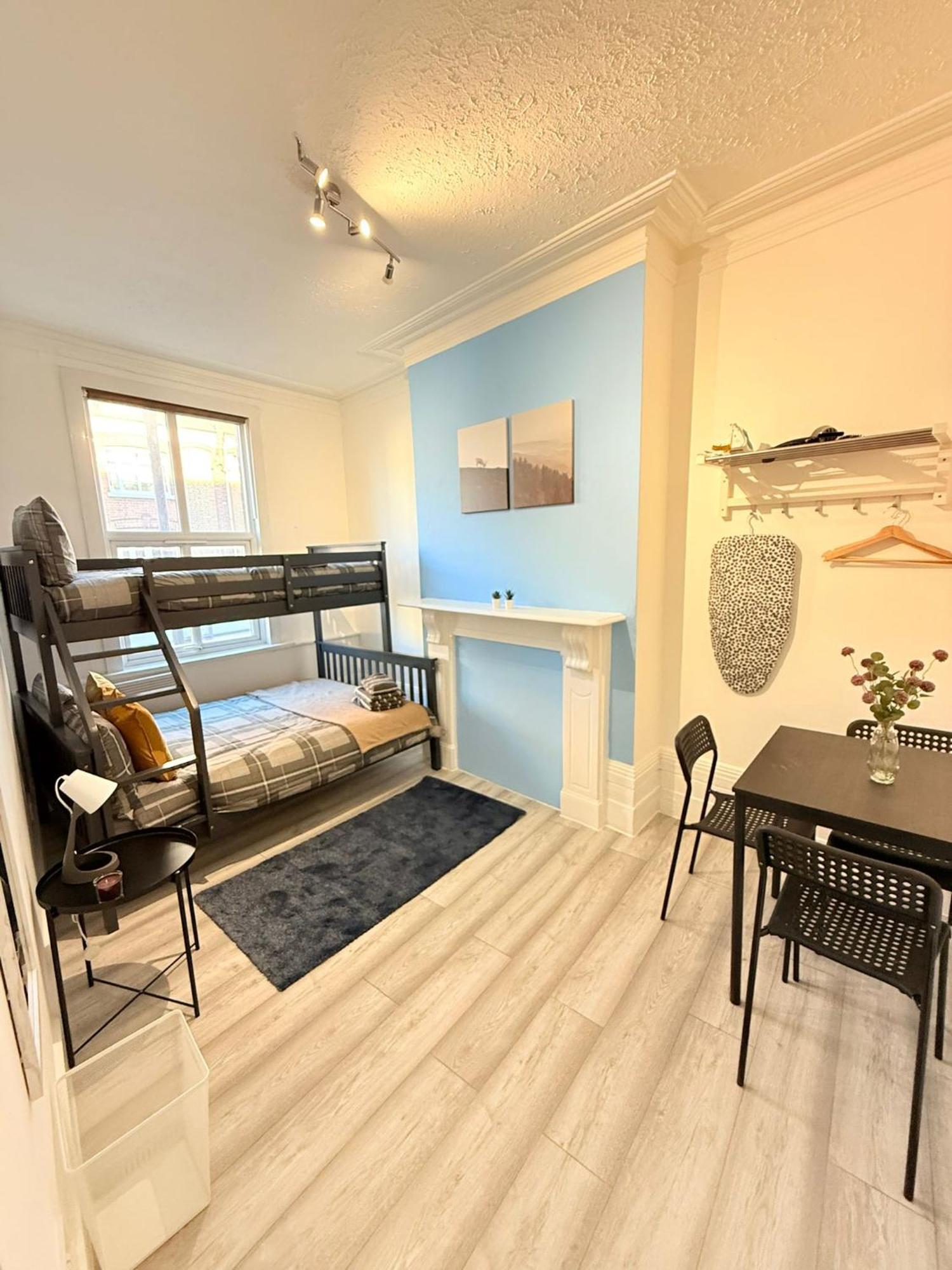 Finsbury Park Guest house