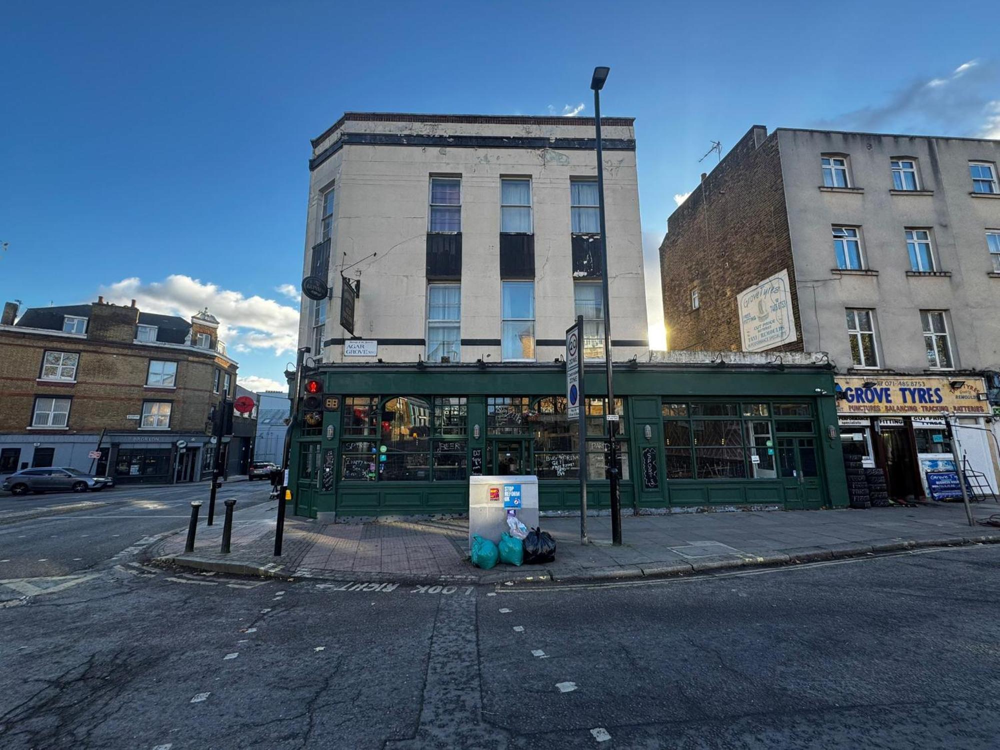 Kings Cross Collective - By Aura Guest house *