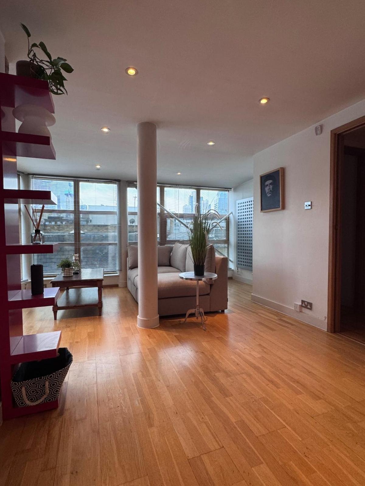 Super Cute Shoreditch Loft Apartment