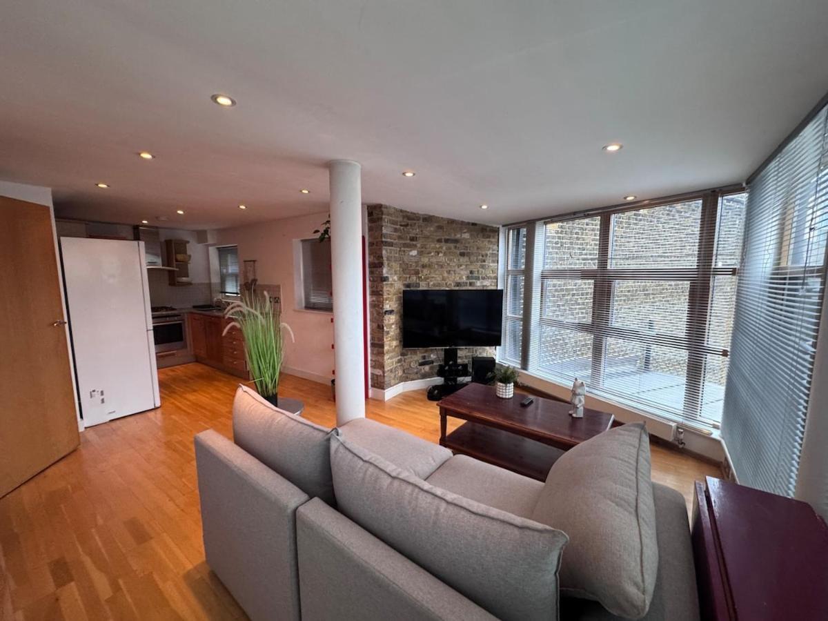 Super Cute Shoreditch Loft Apartment *