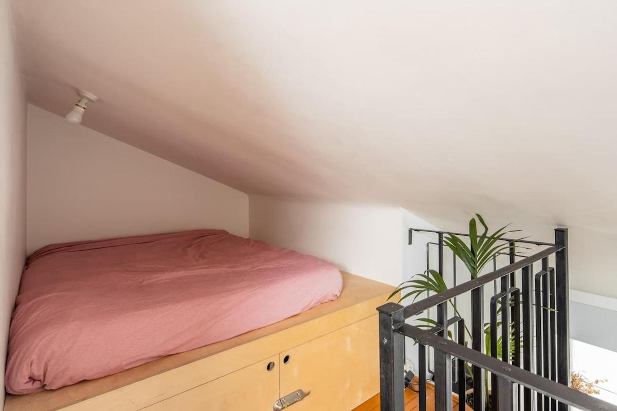 Apartment Stylish Georgian Loft 3beds In London