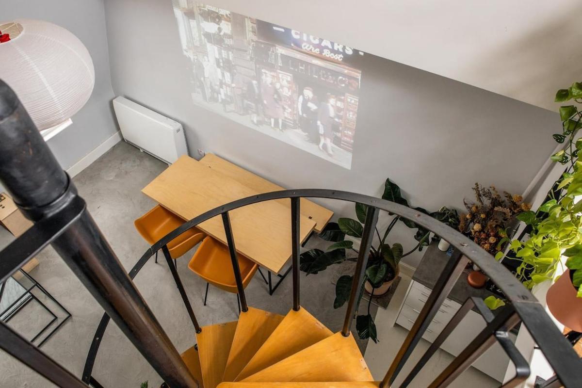 Apartment Stylish Georgian Loft 3beds In