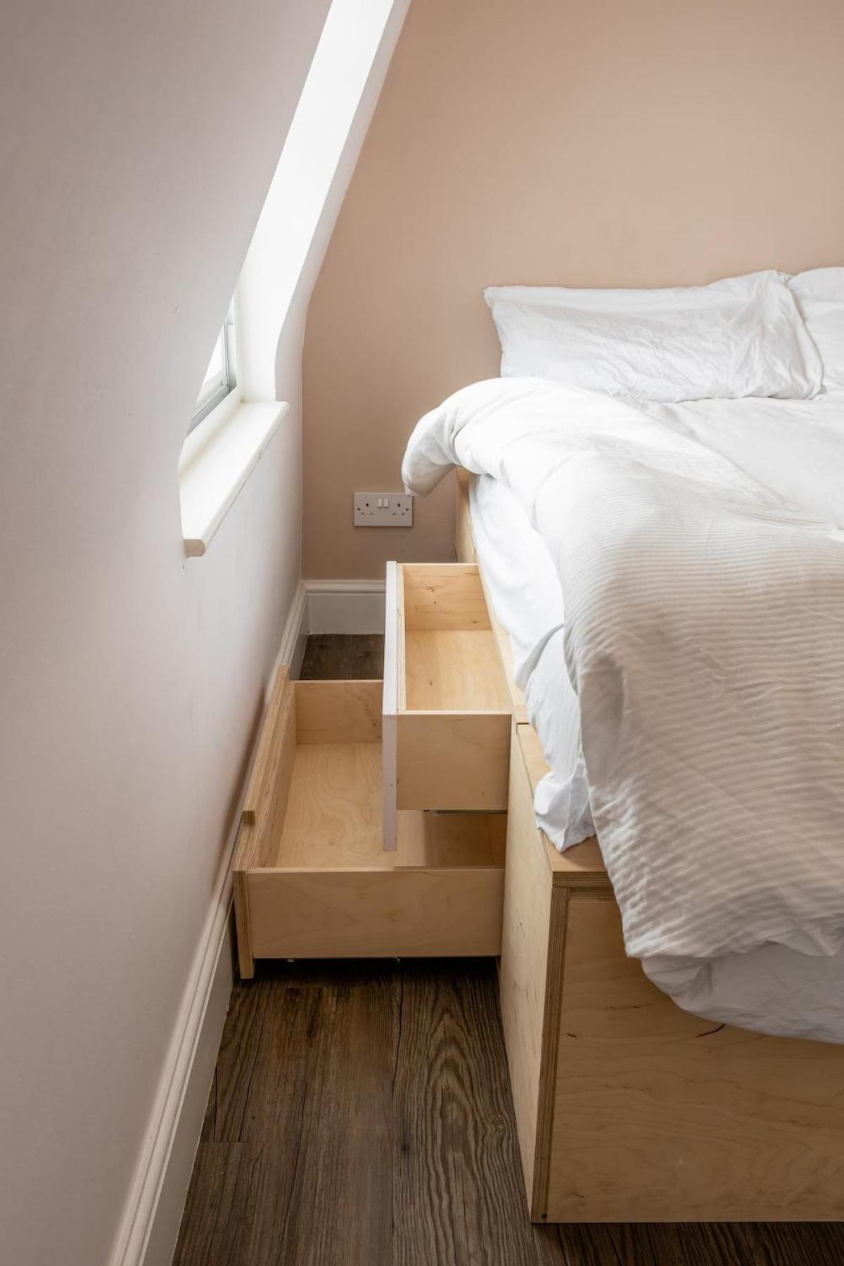 Stylish Georgian Loft 3beds In Apartment