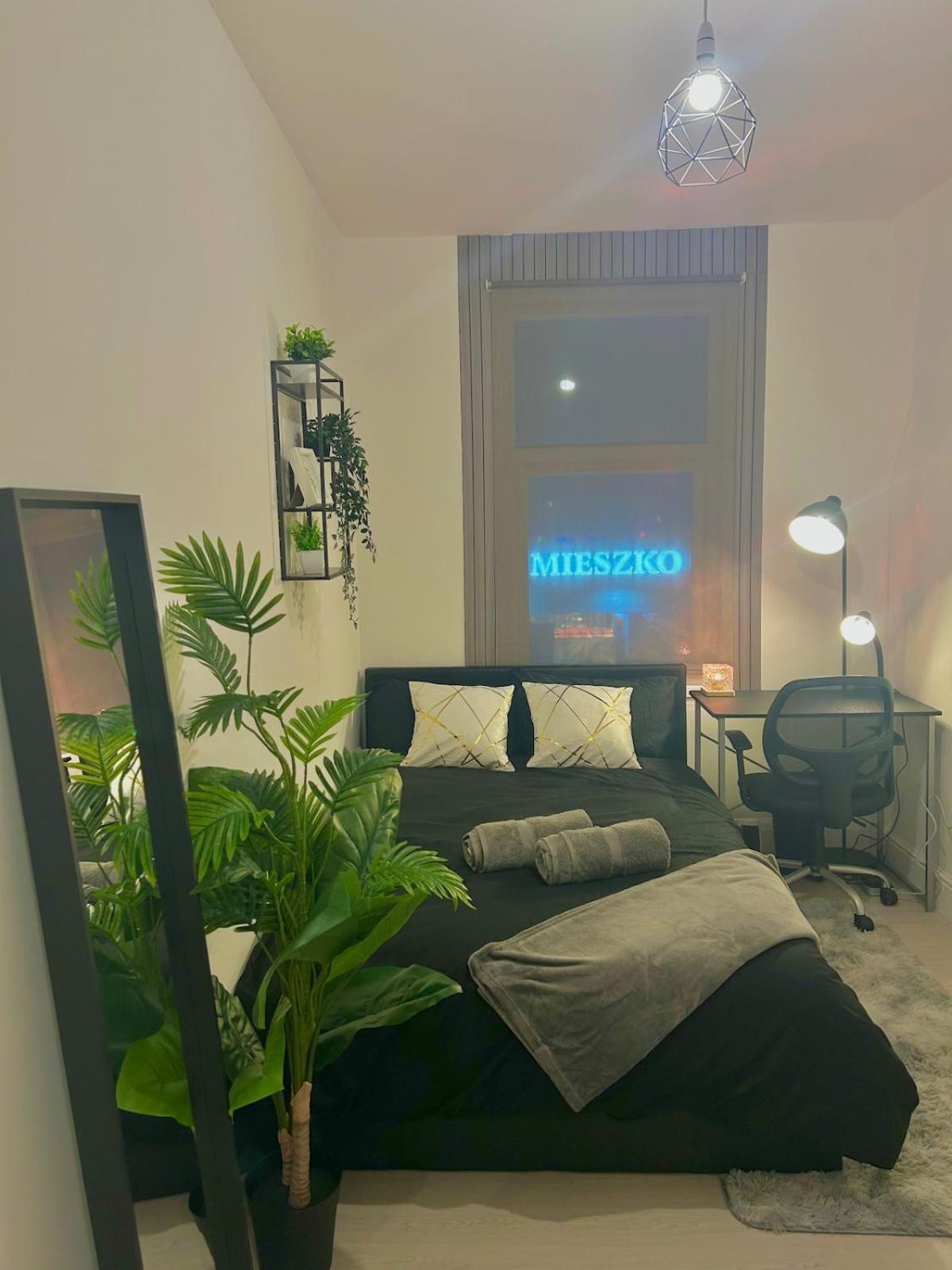 Modern Serviced In Apartment