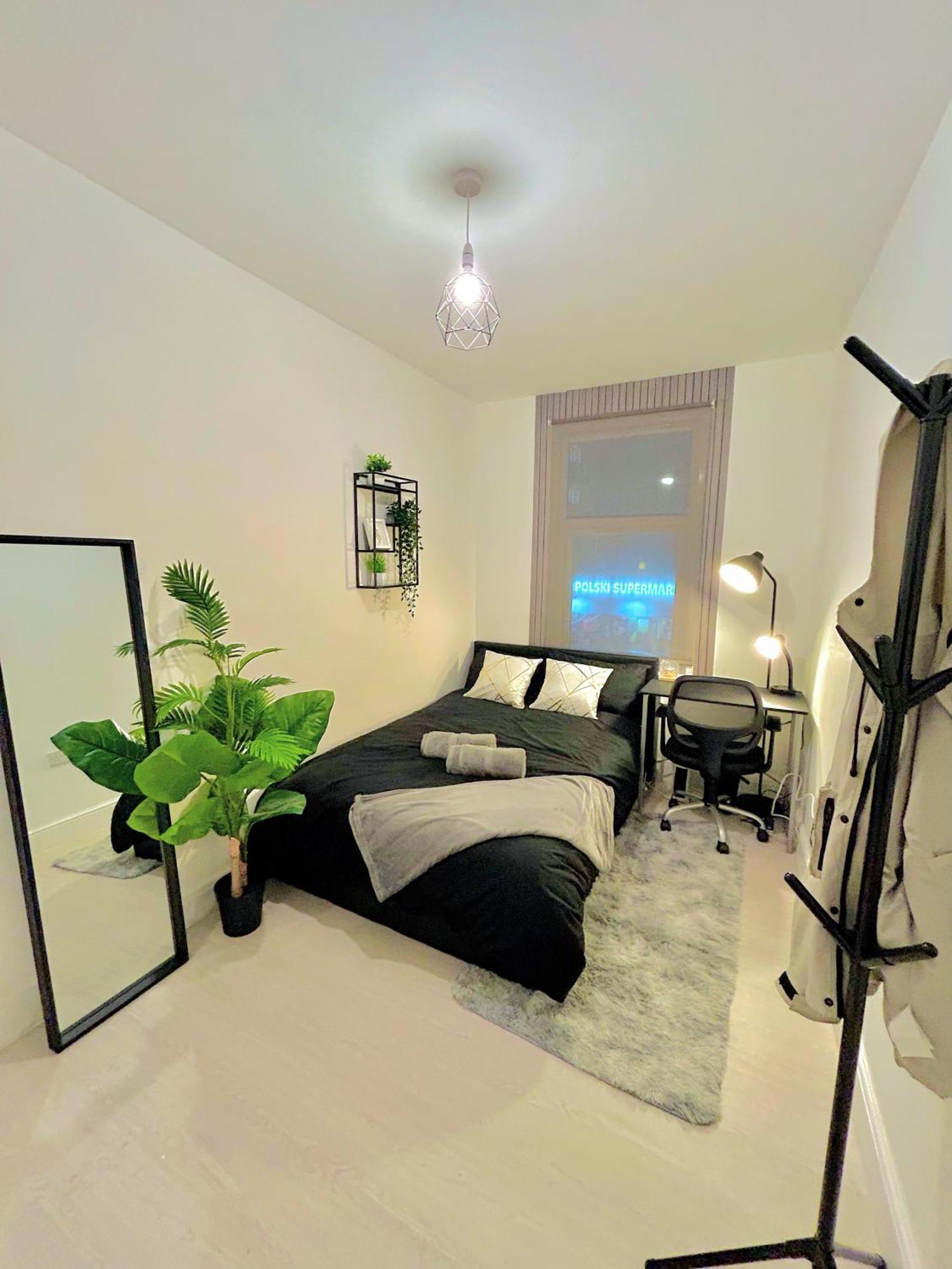 Apartment Modern Serviced In London