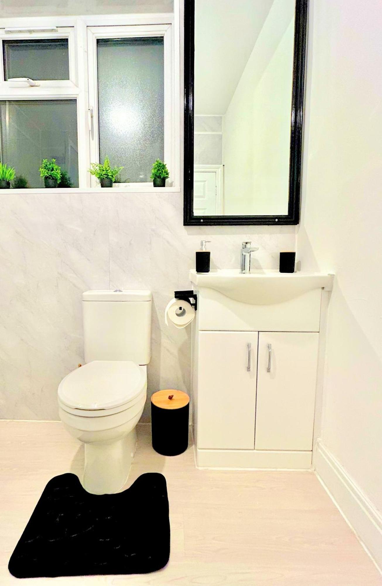 Modern Serviced In * London