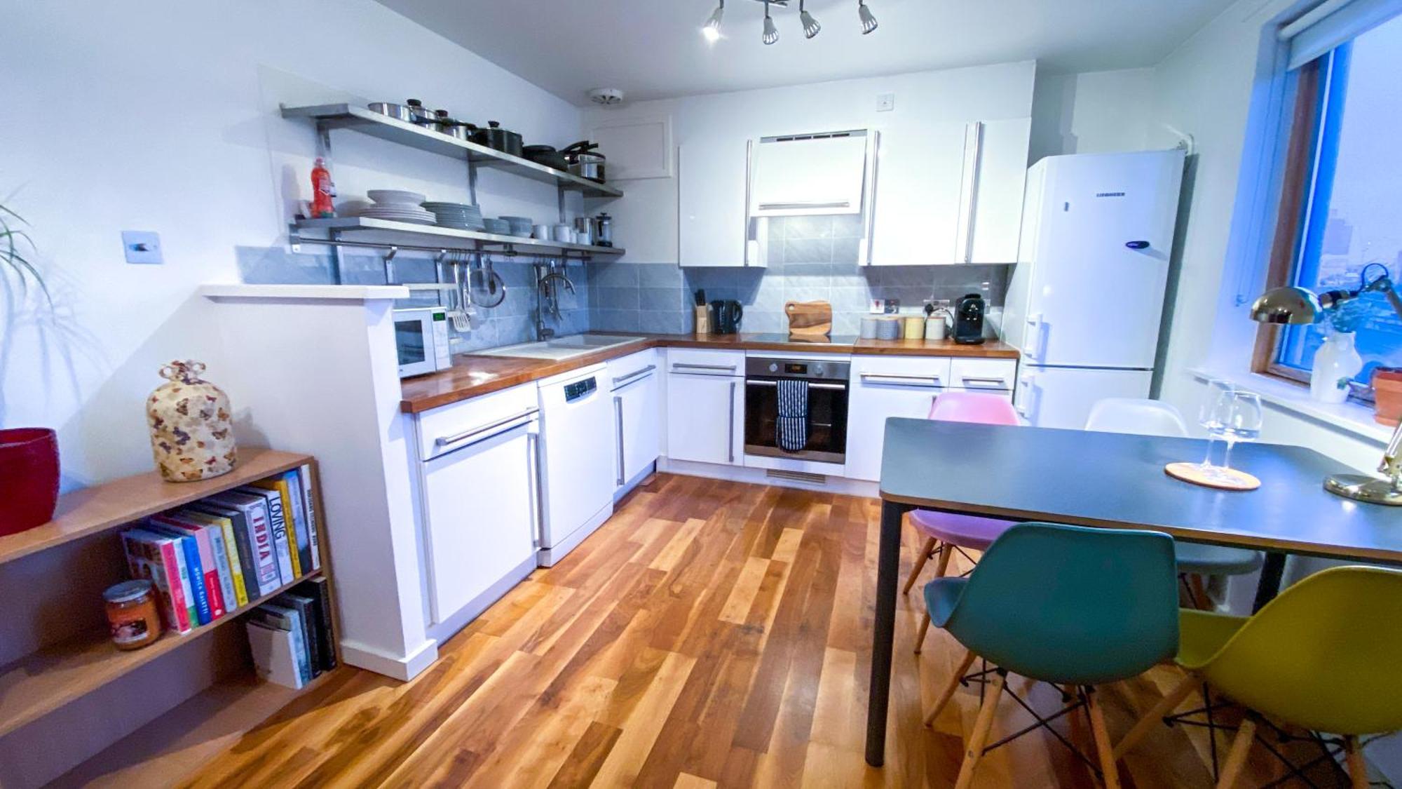 2 Bed Shoreditch With Parking