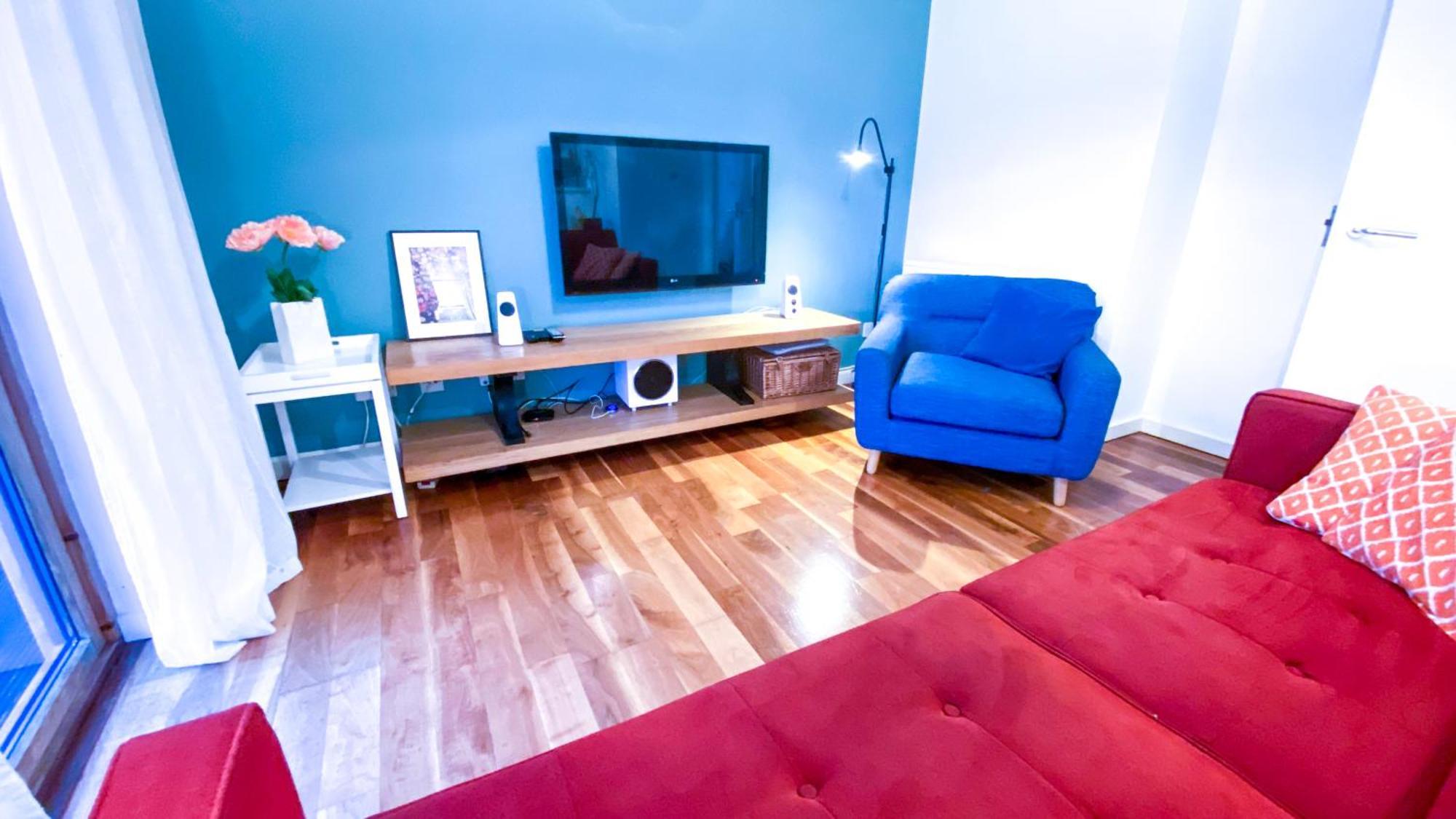 2 Bed Shoreditch With Parking Apartment London