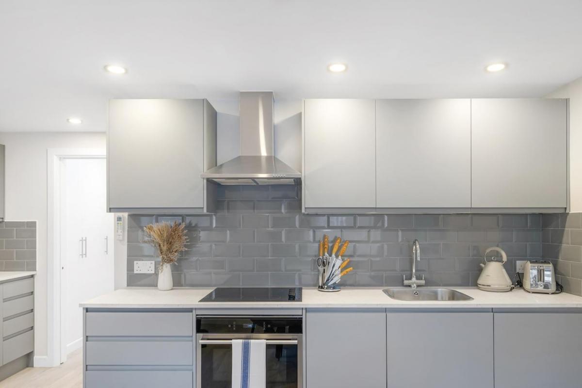 New 1bed With Ac Near Portobello London