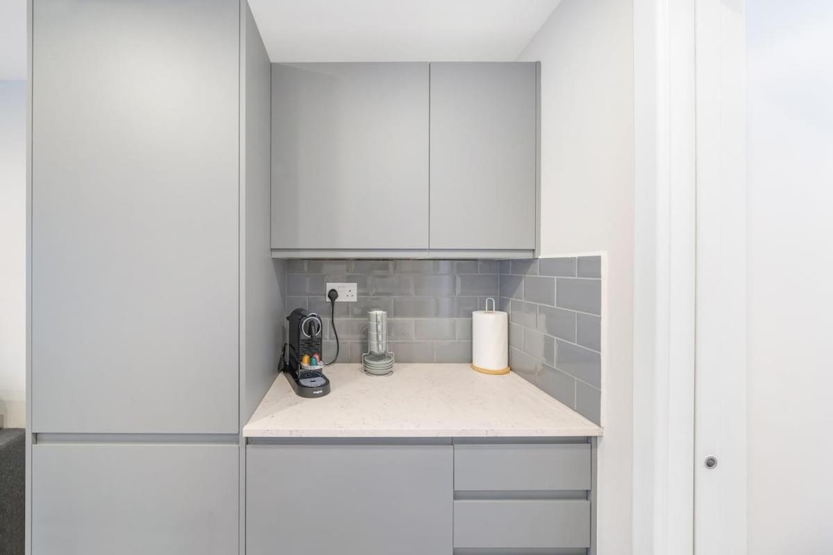 New 1bed With Ac Near Portobello