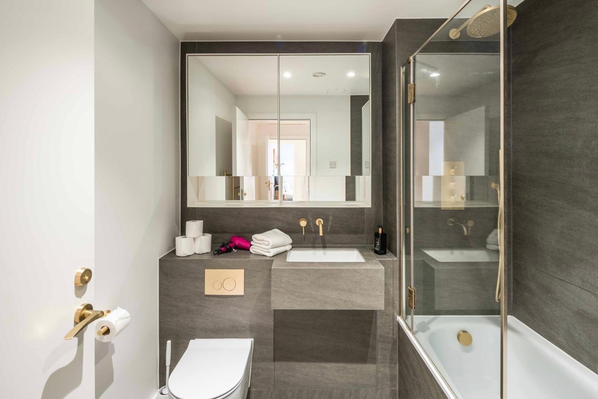 Kings Cross-new Development-super Luxury-sunset View-central * London