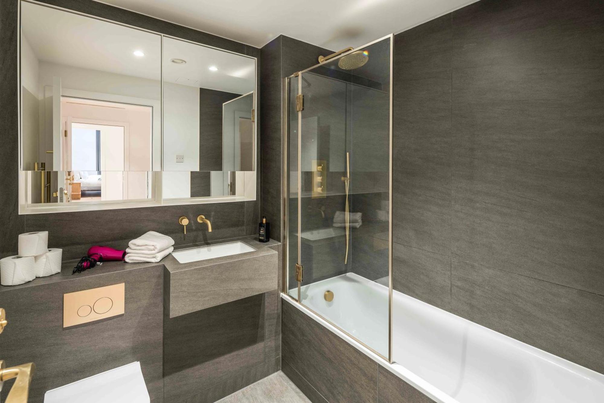 Kings Cross-new Development-super Luxury-sunset View-central * London