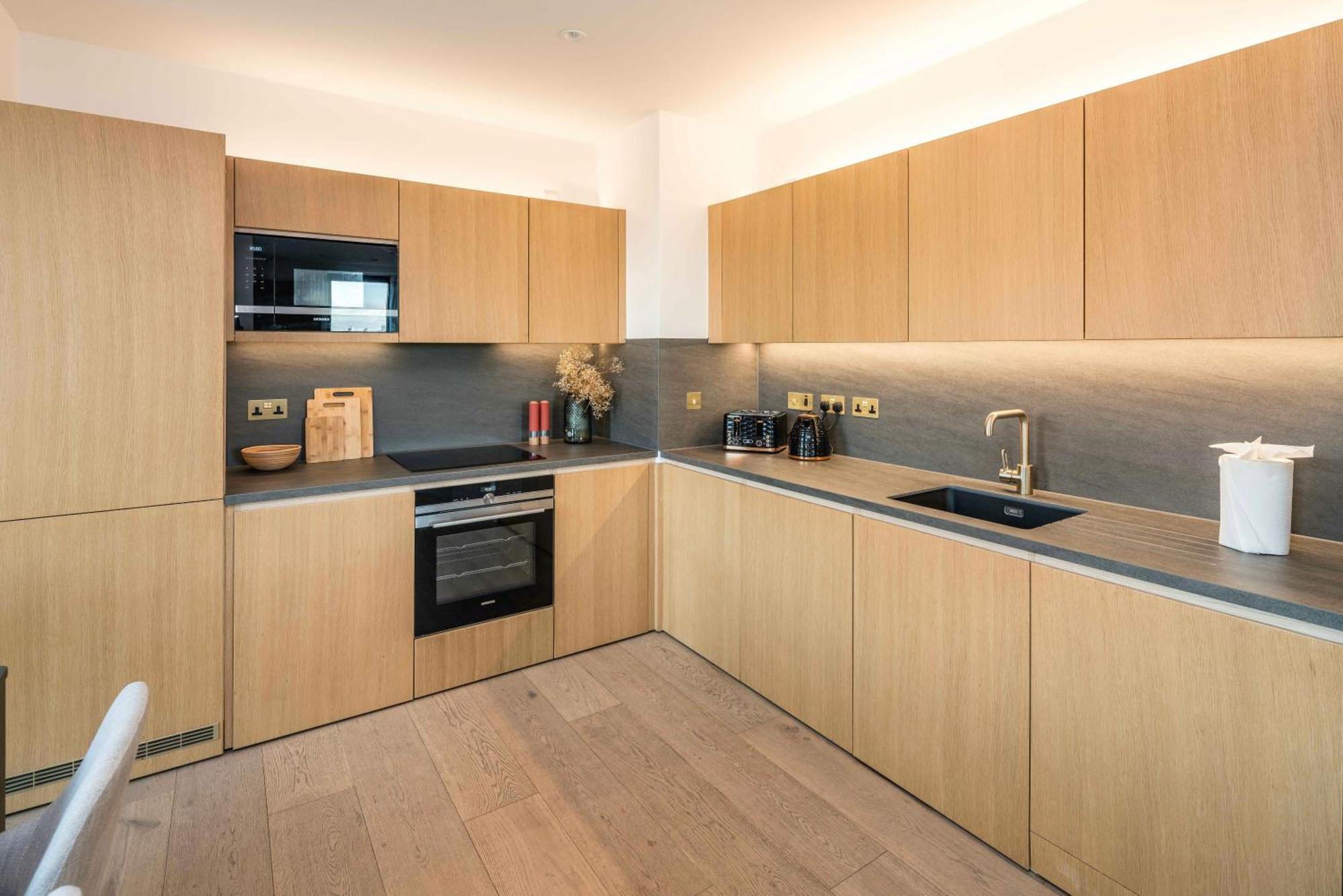 Apartment Kings Cross-new Development-super Luxury-sunset View-central London