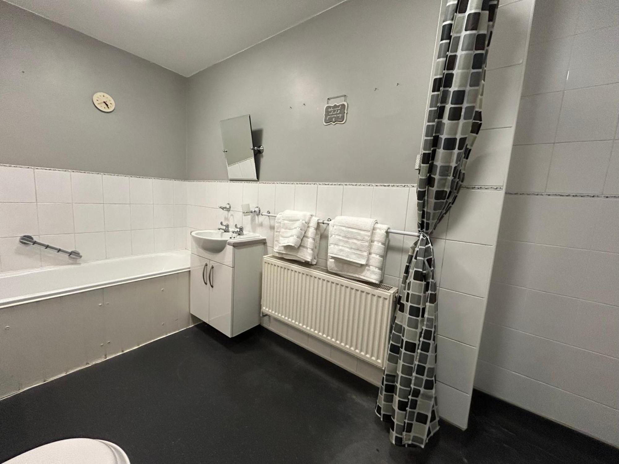Apartment Cozy 3 Bed Near Greenwich Fast Wifi & Free Parking