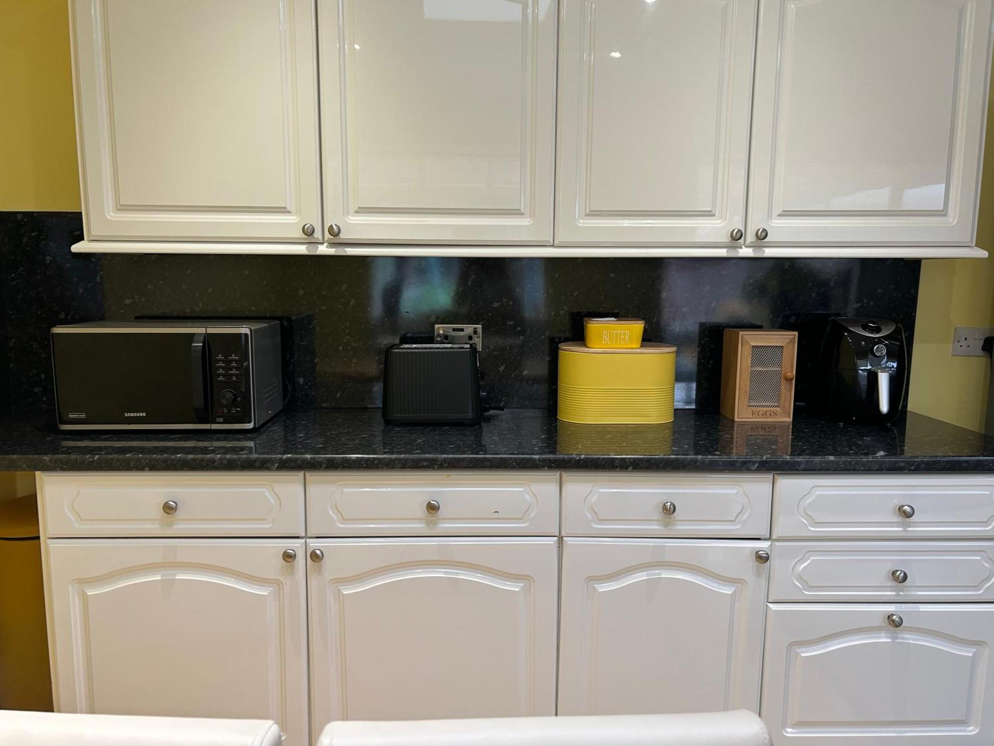 Cozy 3 Bed Near Greenwich Fast Wifi & Free Parking