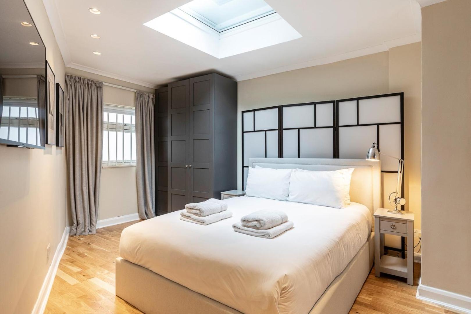 Elegant South Kensington Flat Near Tube & Museums London