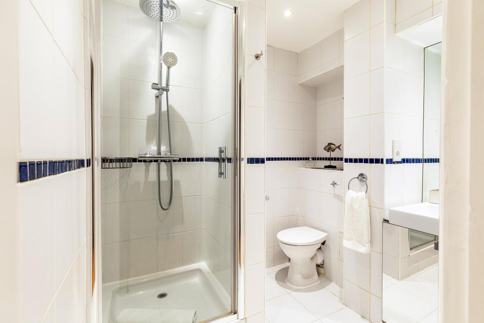 Elegant South Kensington Flat Near Tube & Museums *