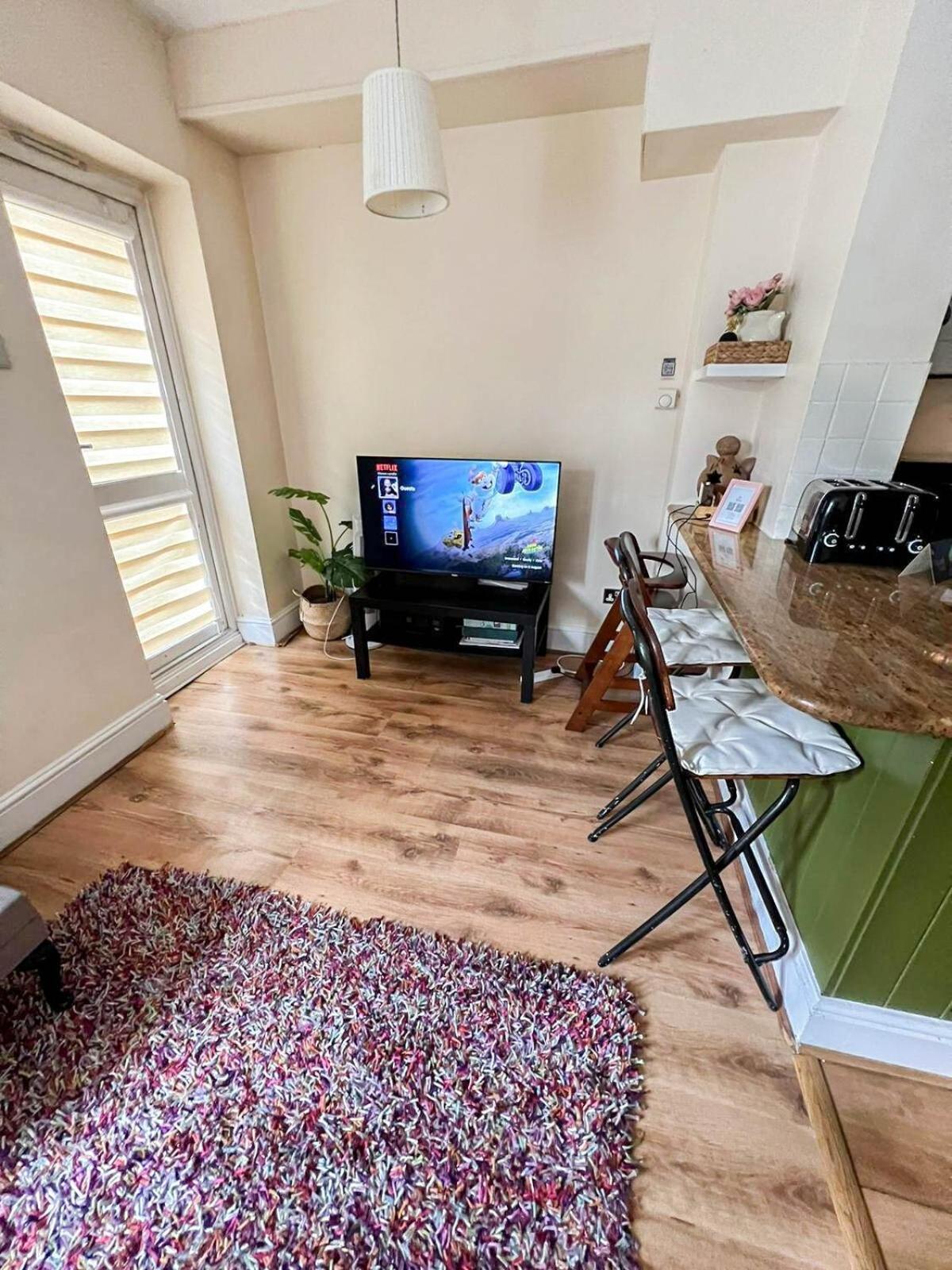 Apartment Cosy 1 Bedroom In Kensington, Shepherds Bush London