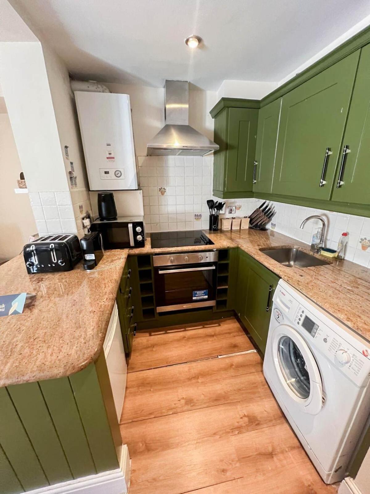 Apartment Cosy 1 Bedroom In Kensington, Shepherds Bush London