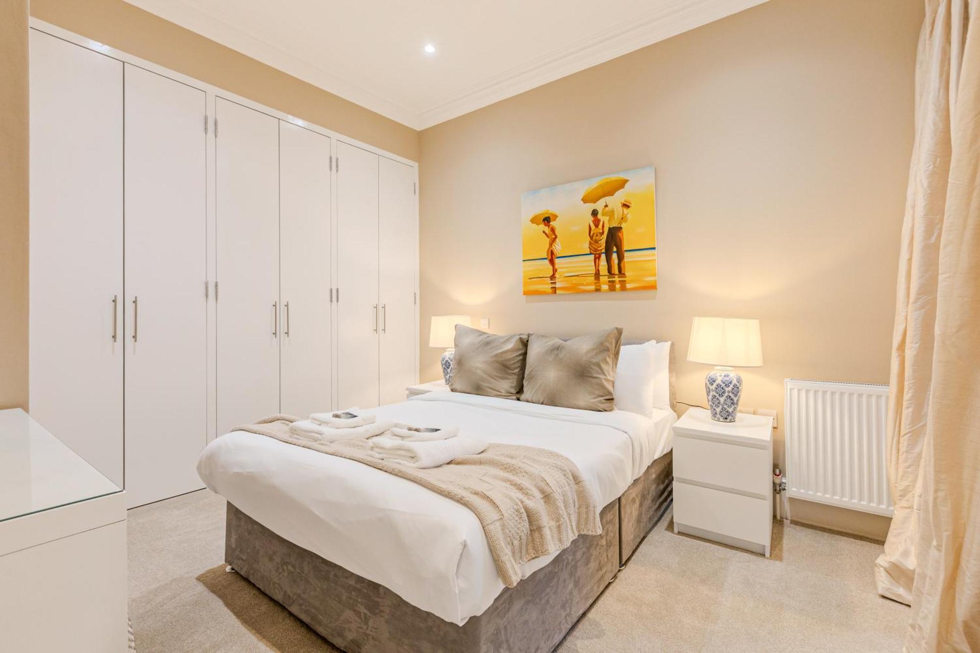 Apartment Charming 2br Flat W Garden, 10min Clapham South St