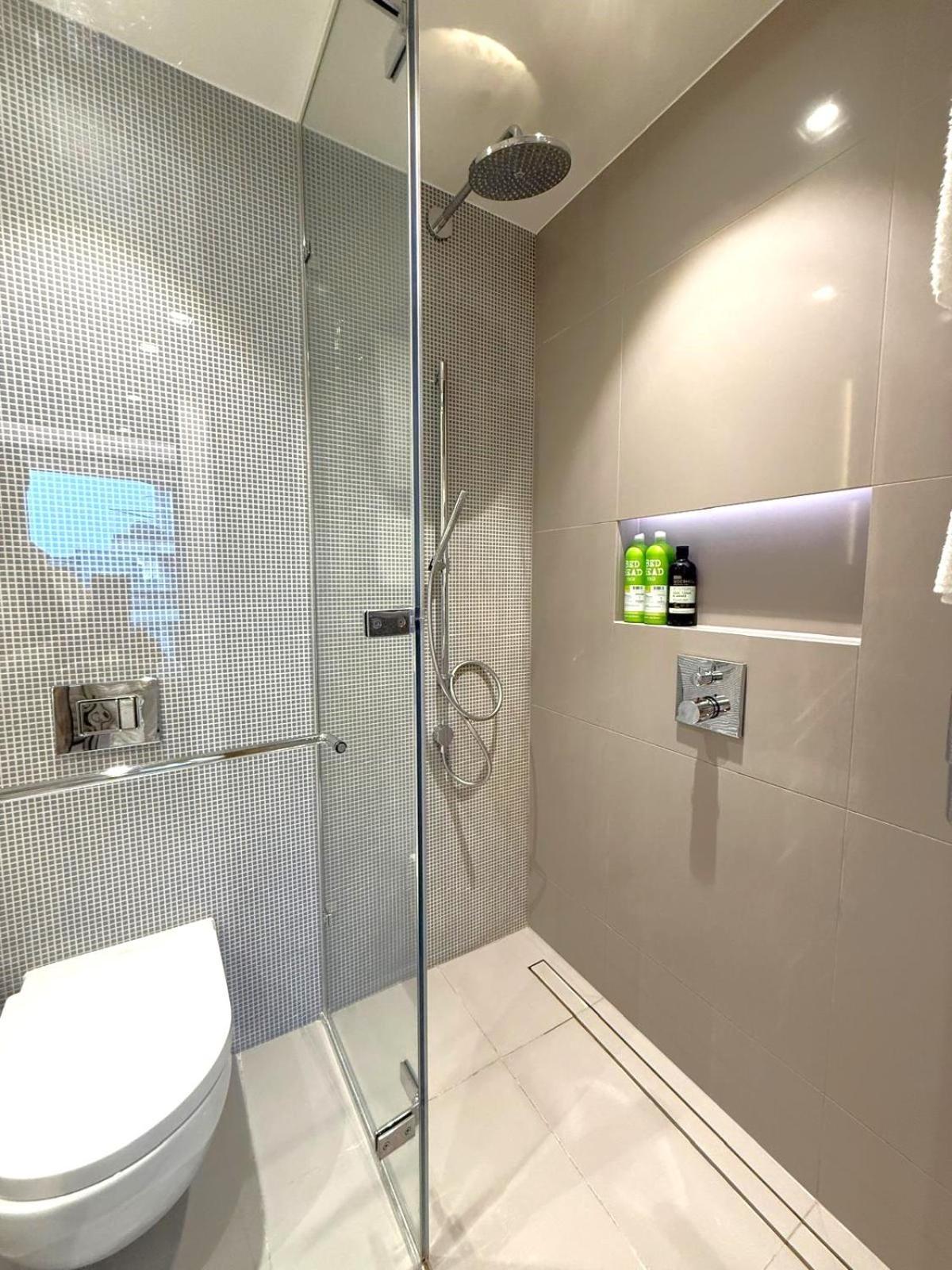 Tower Bridge Amazing View Luxury 3 Beds Apartamento Londres