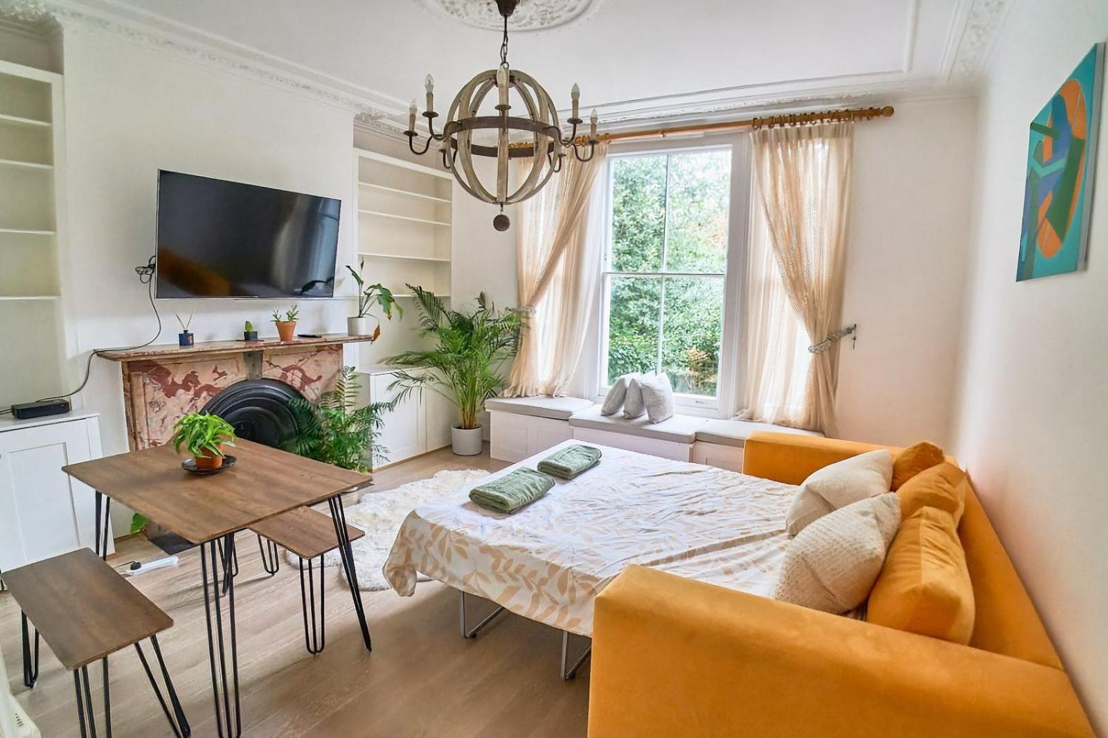 Bright Cozy Garden Retreat W Fast Wifi & 5min To Tube Subway Metro & Close To Park & Street Parking P4p * London