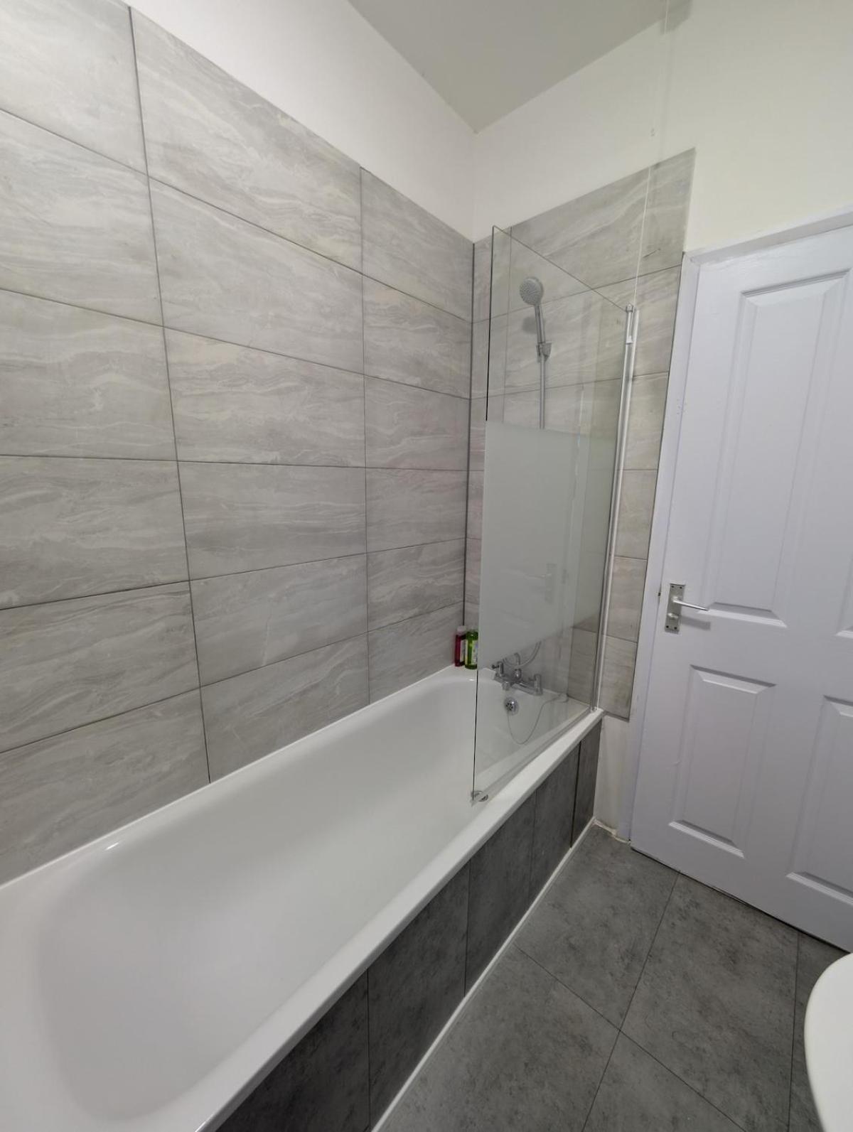 3 Bedroom Near Tottenham Stadium