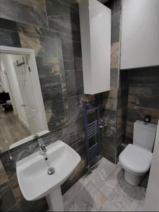 Modern Flat Next To Westfield Apartment London