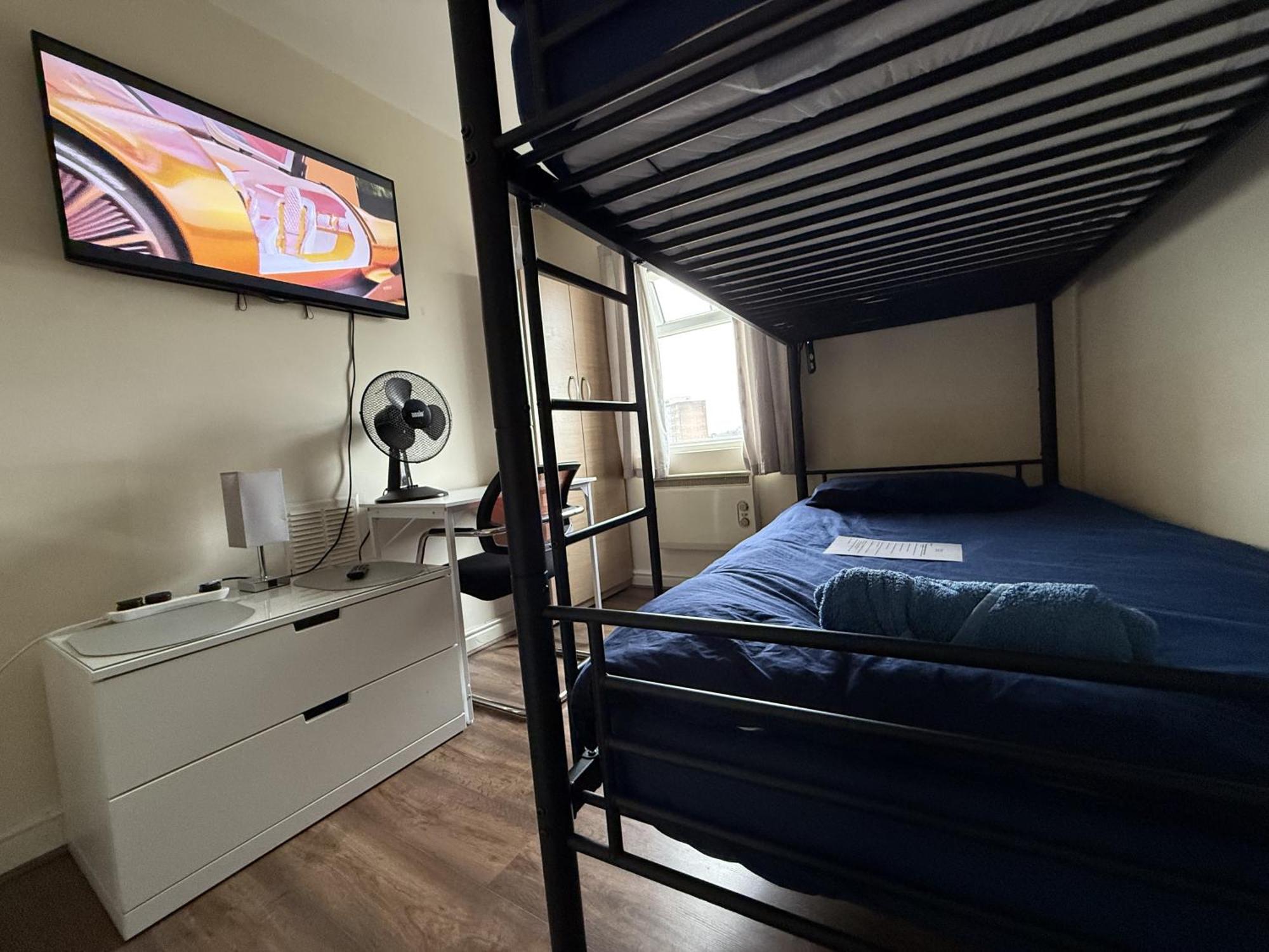 Apartment Upton Park - House *