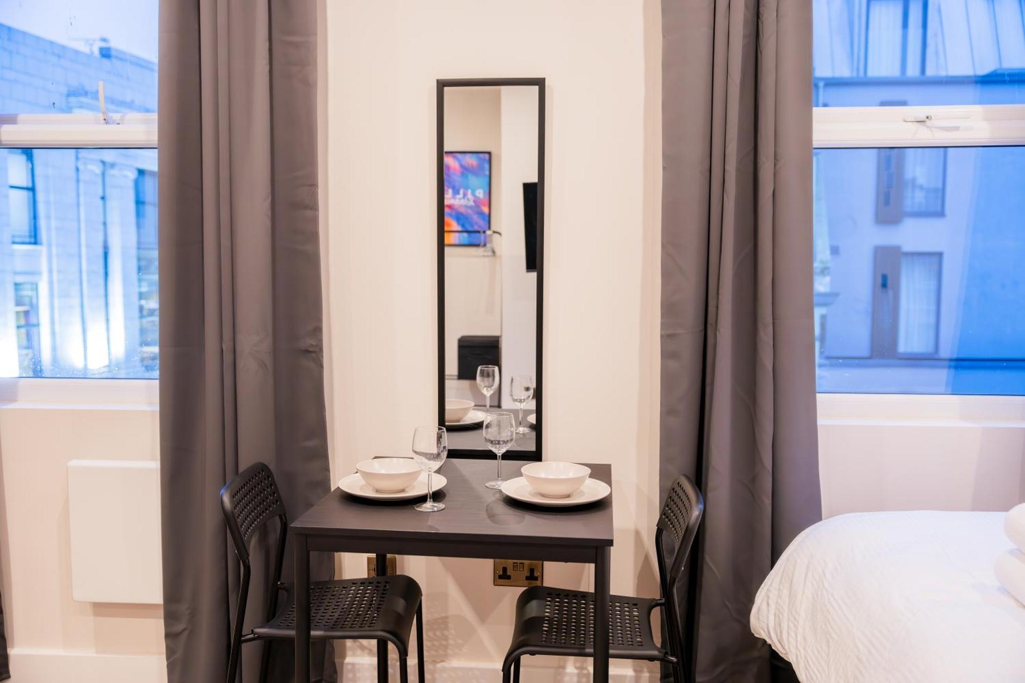 Pillo - Chelsea Aparthotel London