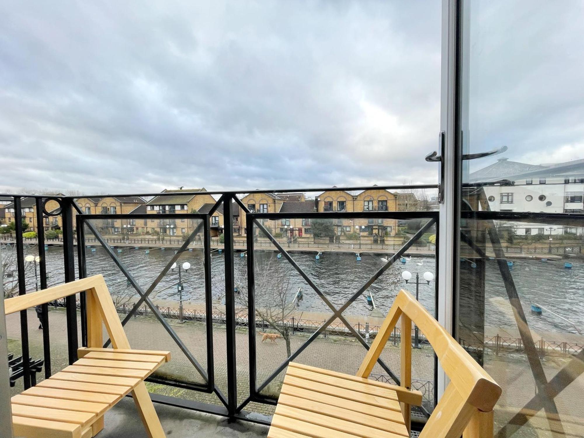 Clippers Quay Loft At Canary Wharf Privatunterkunft