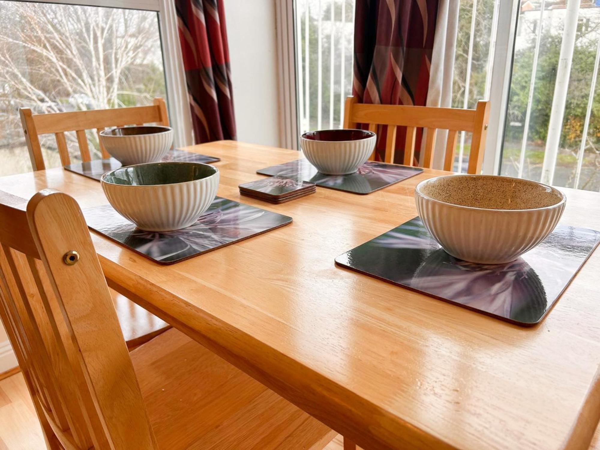 Entire Close To Wembley Stadium * London
