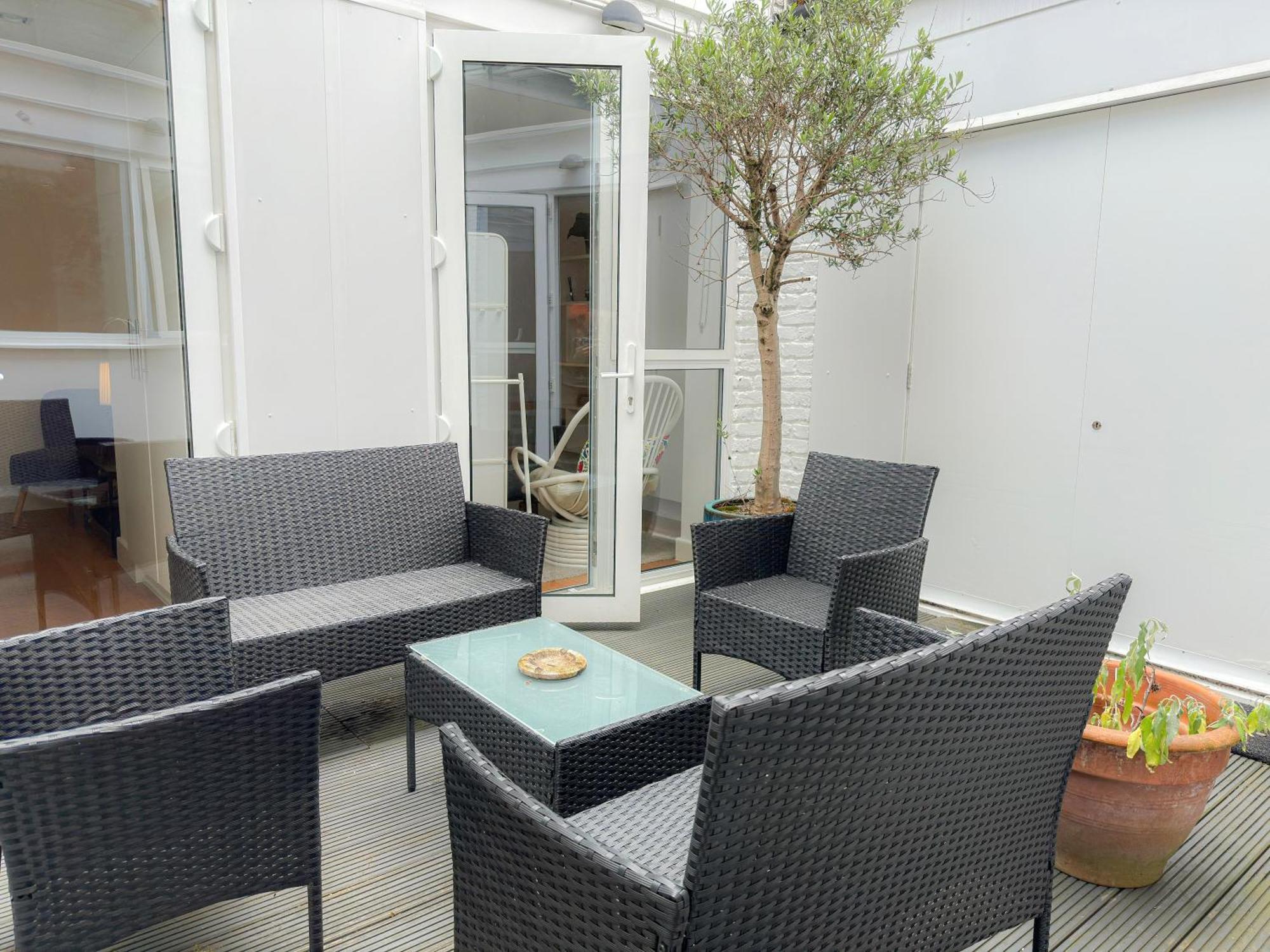 Spacious 3-bedroom Flat In Holloway With Unique Patio With Free Wi-fi Apartment