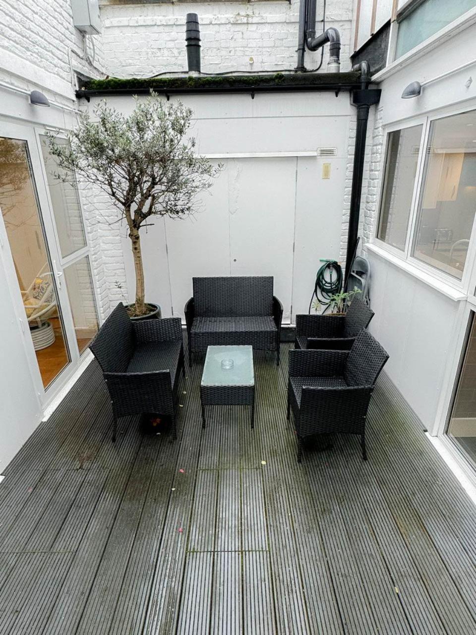 Spacious 3-bedroom Flat In Holloway With Unique Patio With Free Wi-fi Apartment London