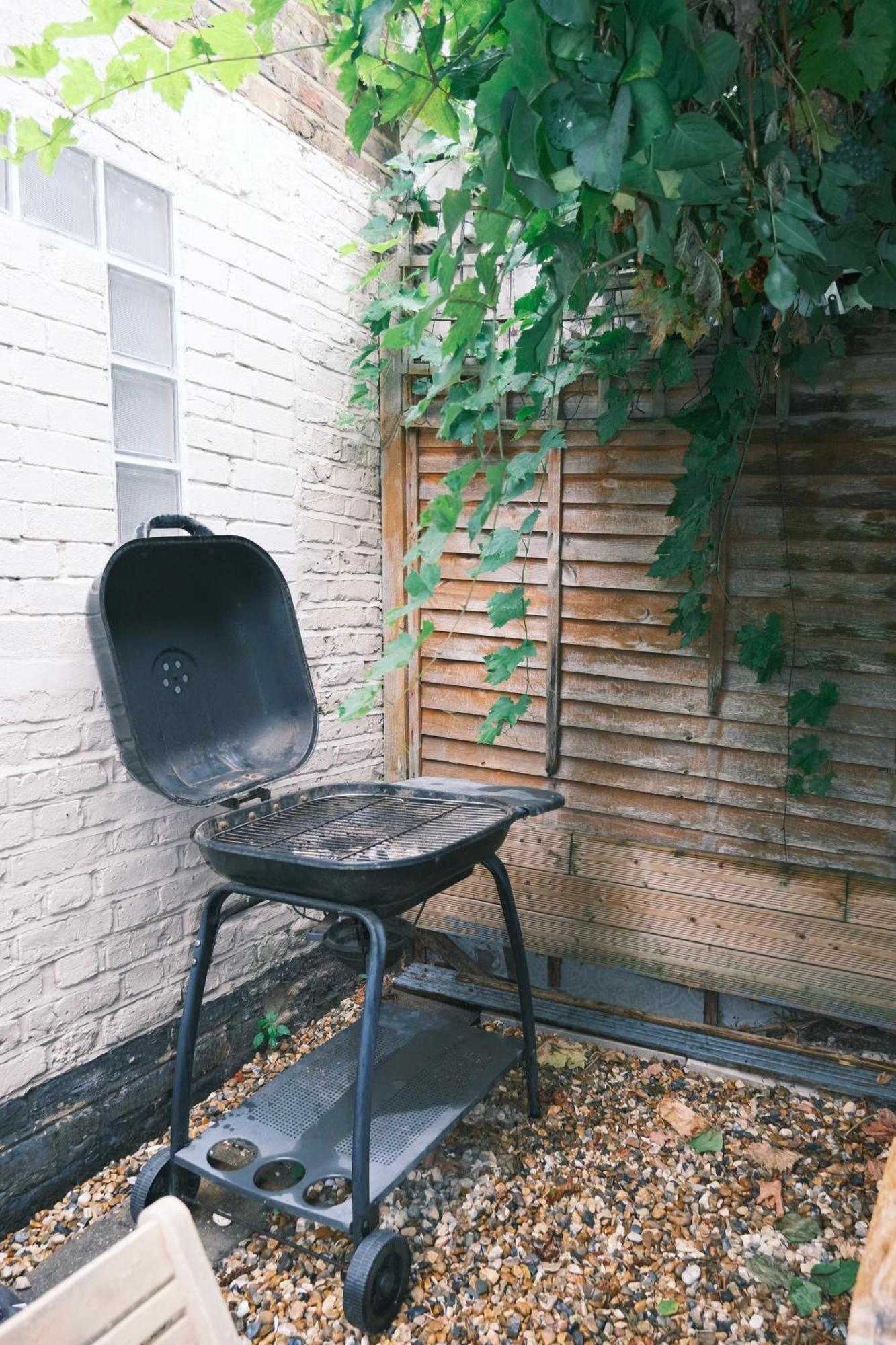 Artsy & Bright Hammersmith 1b1b, Up To 4 People Apartment London