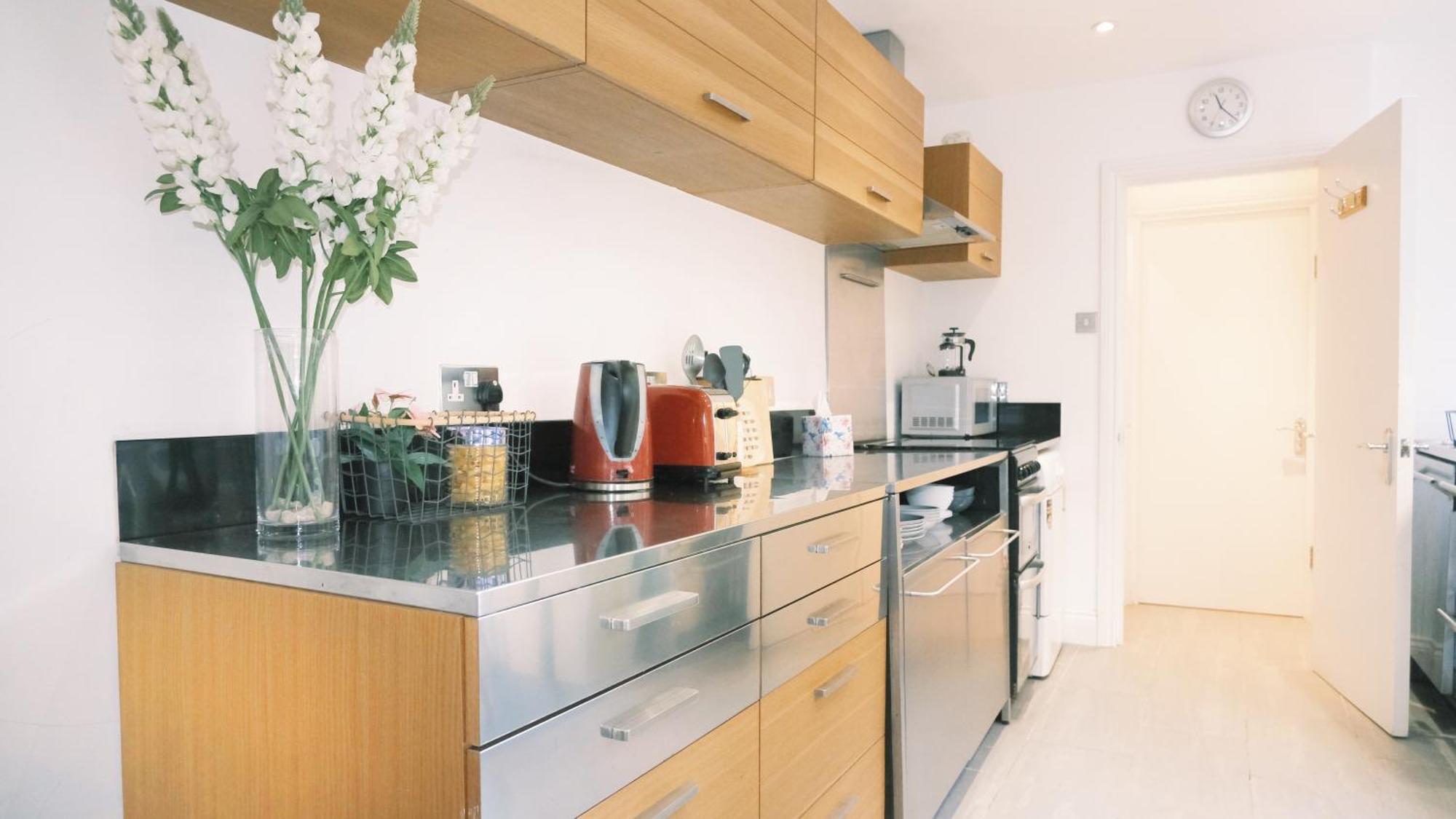 Artsy & Bright Hammersmith 1b1b, Up To 4 People Apartment *